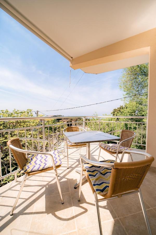Villa Katharina Утеха Екстериор снимка
